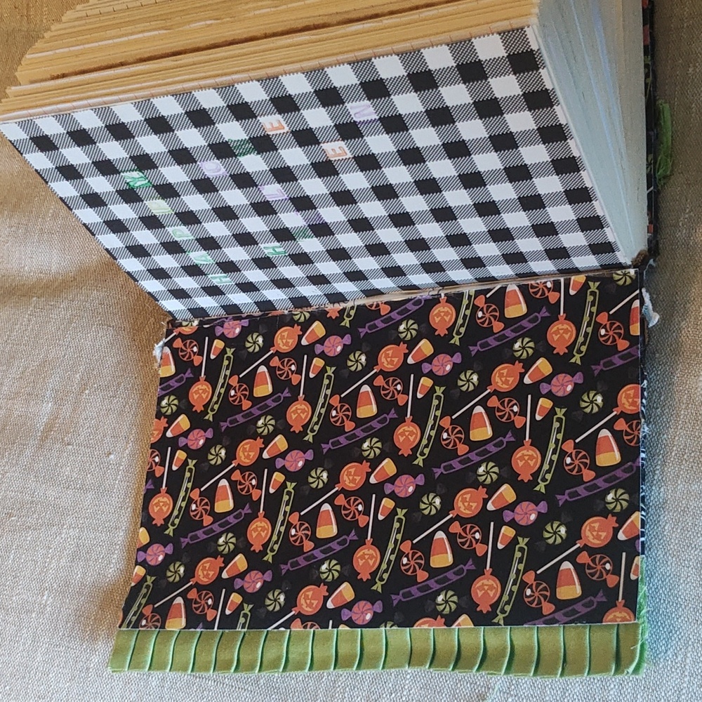 JOURNAL: MEOW-HALLOWEEN! HANDMADE, (NWOT) - Picture 8 of 13